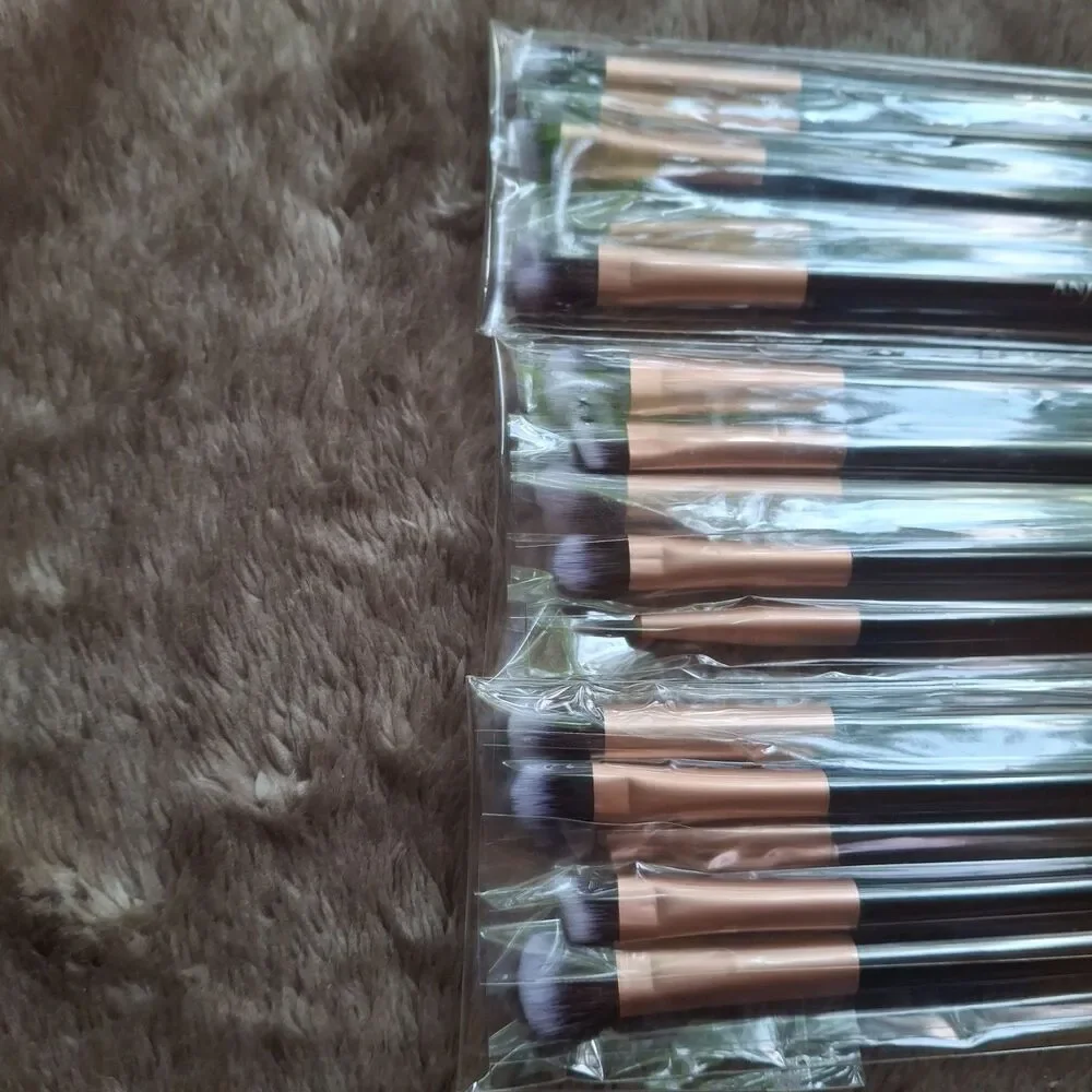 3x Anjou Eyeshadow Brushes - 5-Piece Sets, Synthetic Fibers - New, Sealed